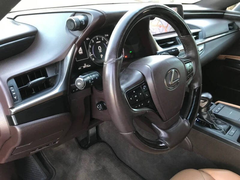 2019 Lexus ES 350 Luxury