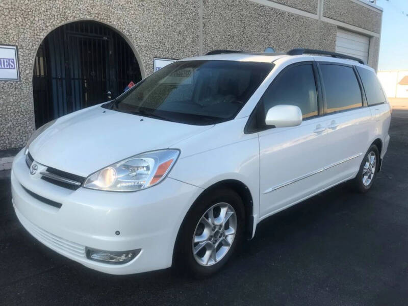 2005 Toyota Sienna for sale at Evolution Motors LLC in Farmersville TX