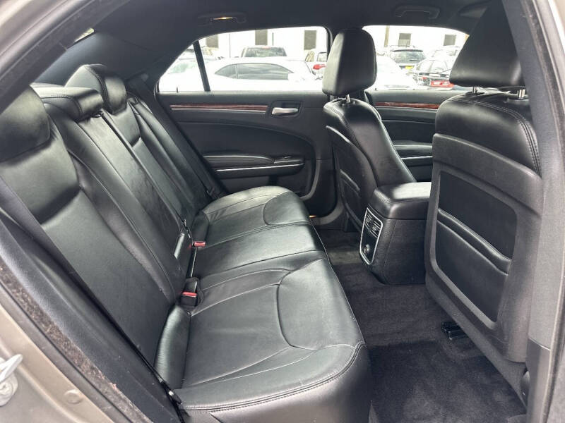 2014 Chrysler 300