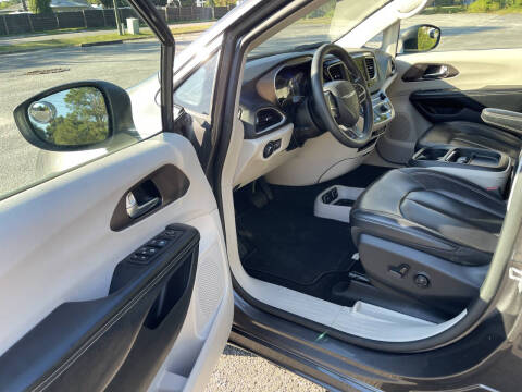 2021 Chrysler Voyager LXi