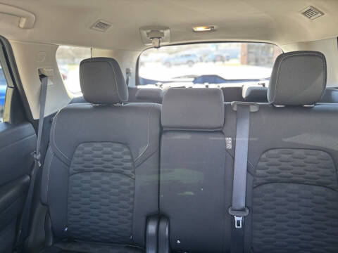 2025 Nissan Pathfinder S