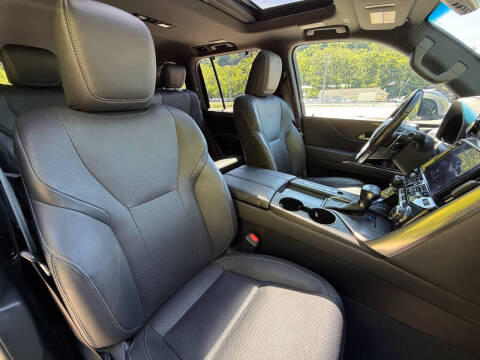 2023 Lexus LX 600 Luxury