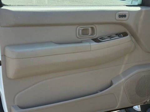 2001 Nissan Pathfinder LE