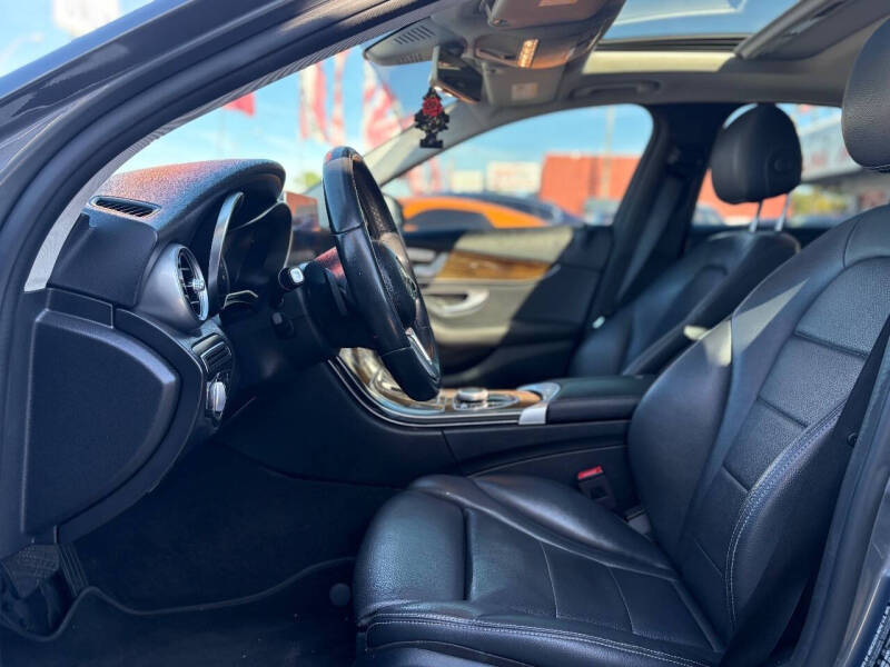 2019 Mercedes-Benz C-Class C 300