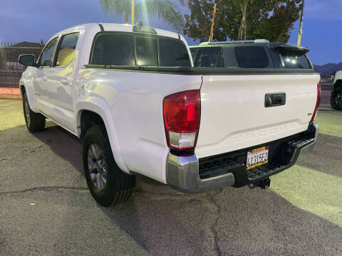 2017 Toyota Tacoma SR5 V6