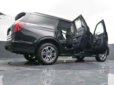 2026 Ford Expedition Active
