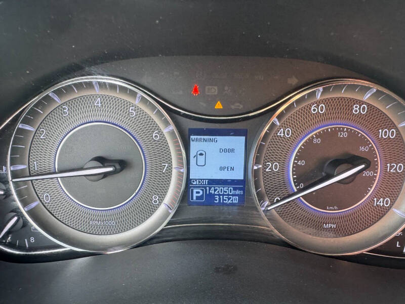 2014 Infiniti QX80