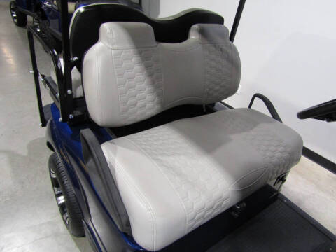 2020 E-Z-GO Storm Gas golf cart