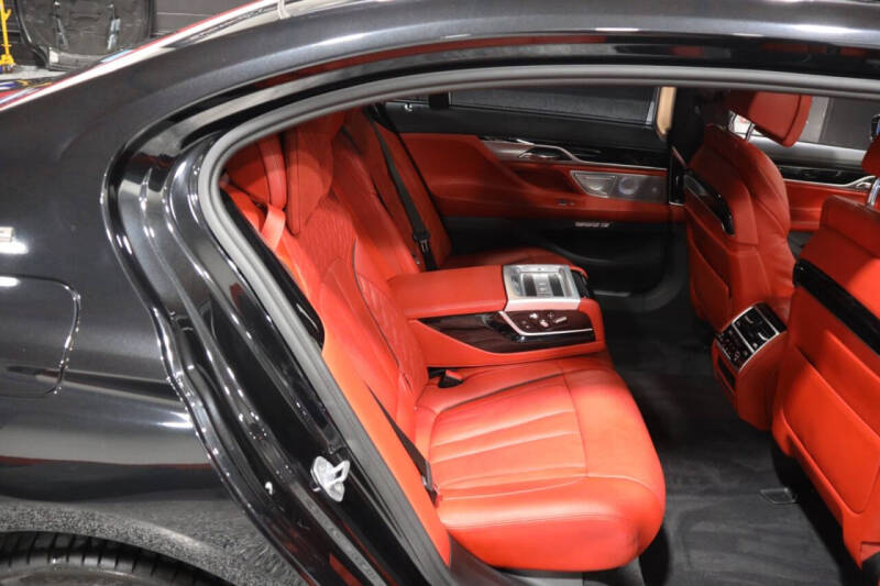 2017 BMW 7 Series M760i xDrive