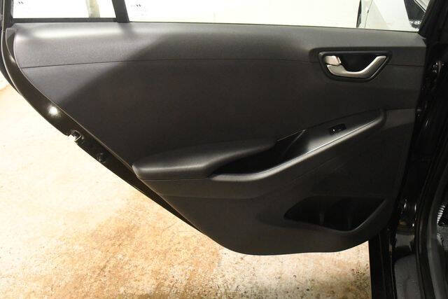 2018 Hyundai Ioniq Hybrid Blue