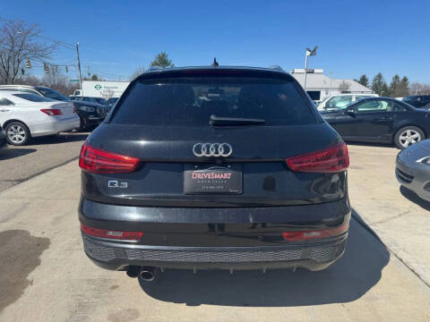 2016 Audi Q3 2.0T Prestige
