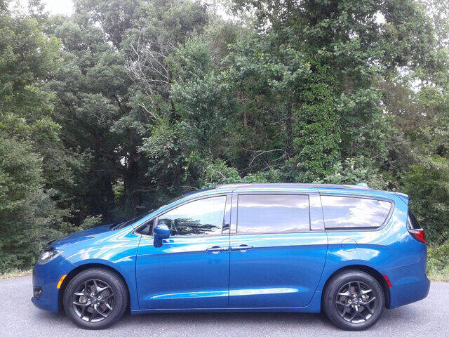 2018 Chrysler Pacifica Touring L Plus