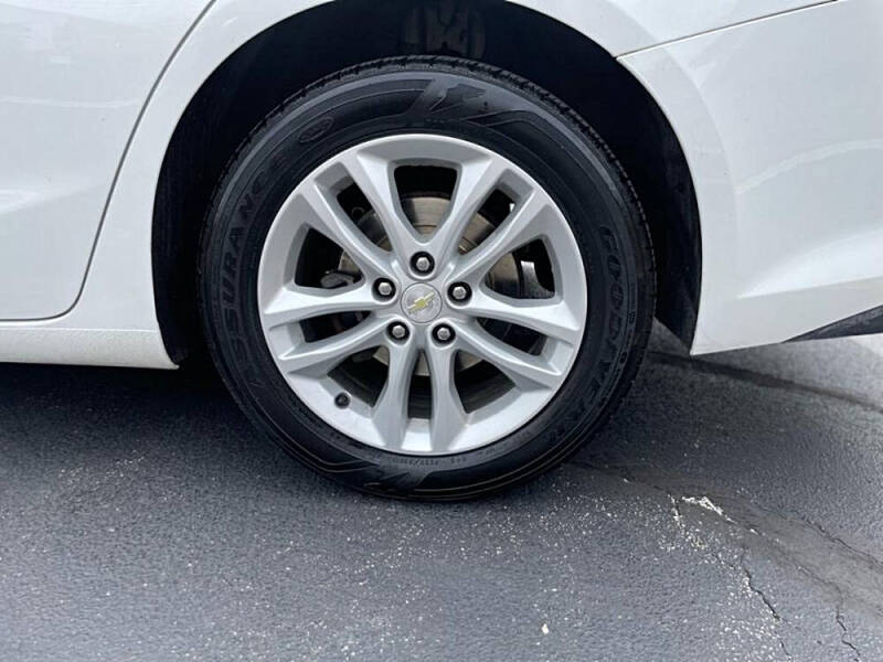 2017 Chevrolet Malibu LT