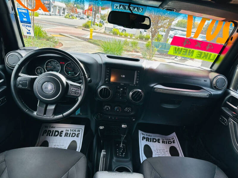 2017 Jeep Wrangler Unlimited Sport