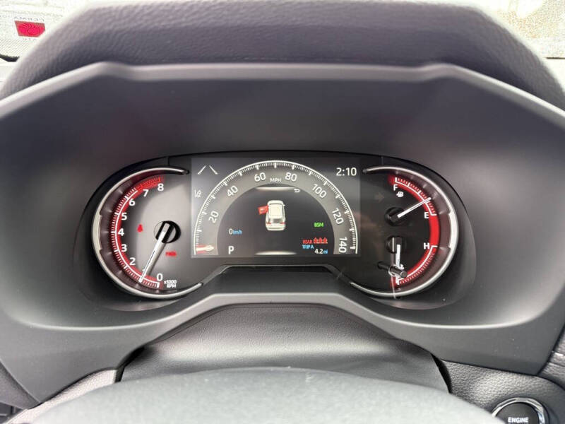 2025 Toyota RAV4 XLE