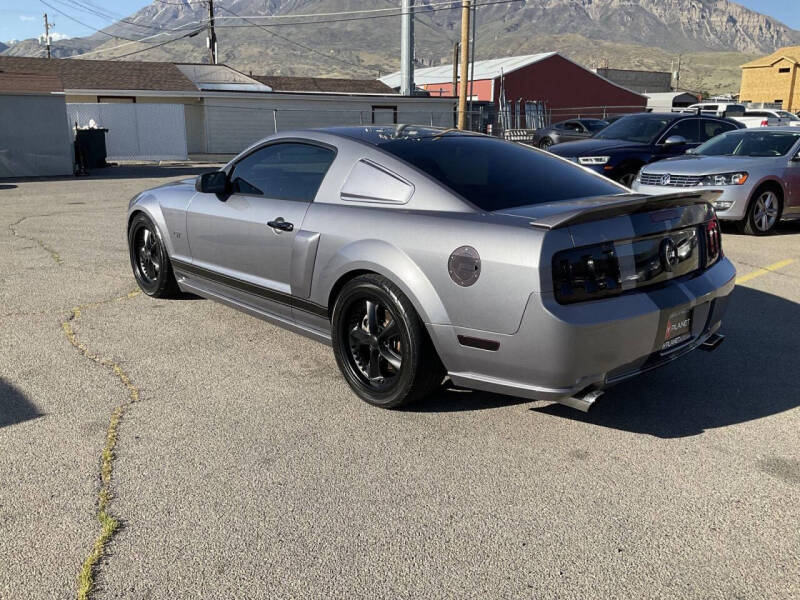 2007 Ford Mustang GT Deluxe