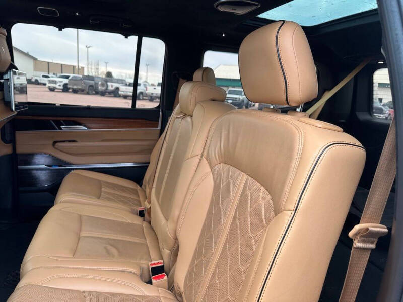 2022 Jeep Grand Wagoneer Series III