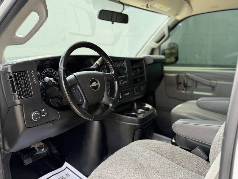 2020 Chevrolet Express 2500