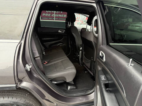 2020 Jeep Grand Cherokee Laredo