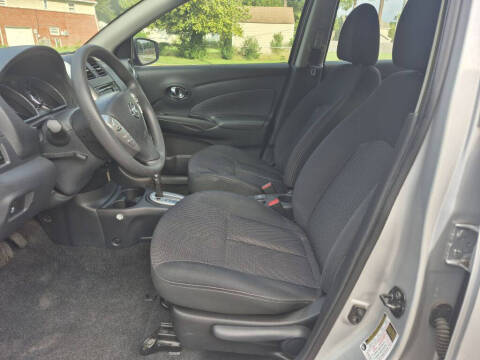 2015 Nissan Versa 1.6 SV