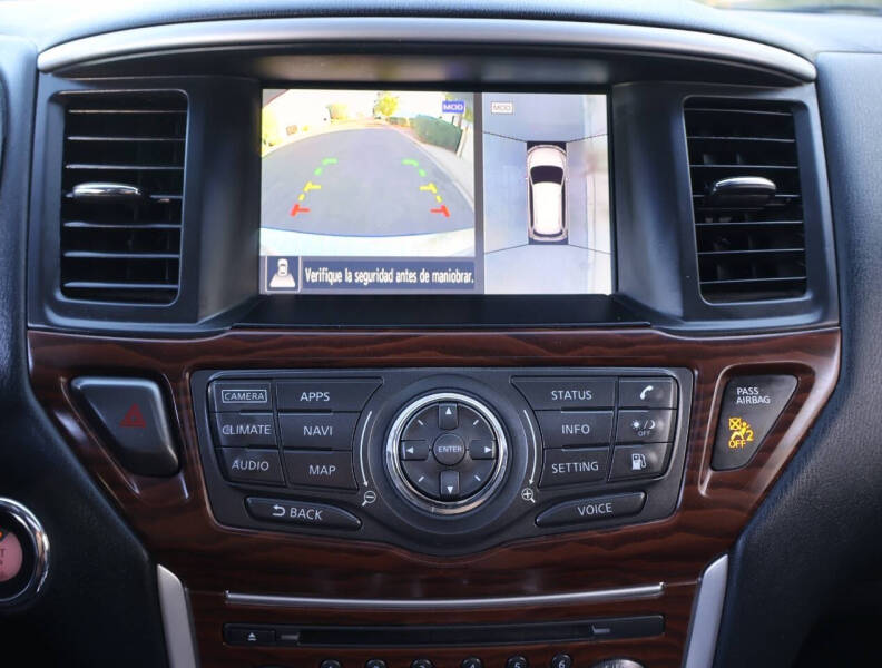 2020 Nissan Pathfinder Platinum