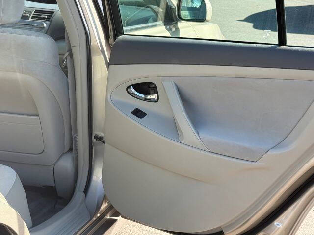 2009 Toyota Camry LE
