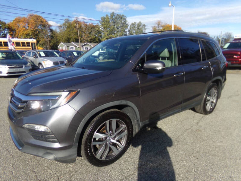 2016 Honda Pilot Elite's photo