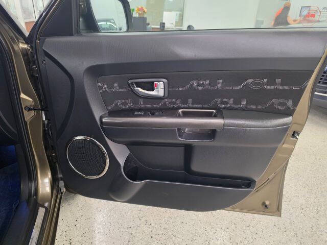2012 Kia Soul +