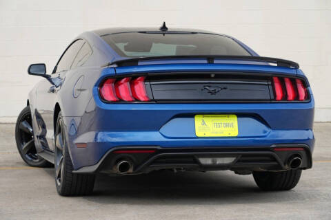 2022 Ford Mustang EcoBoost