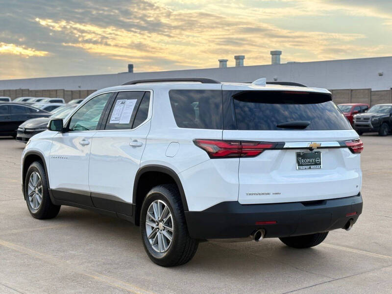 2023 Chevrolet Traverse LT Leather