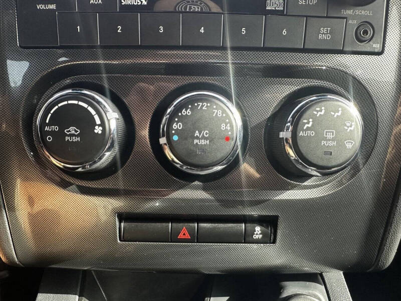 2012 Dodge Challenger SXT