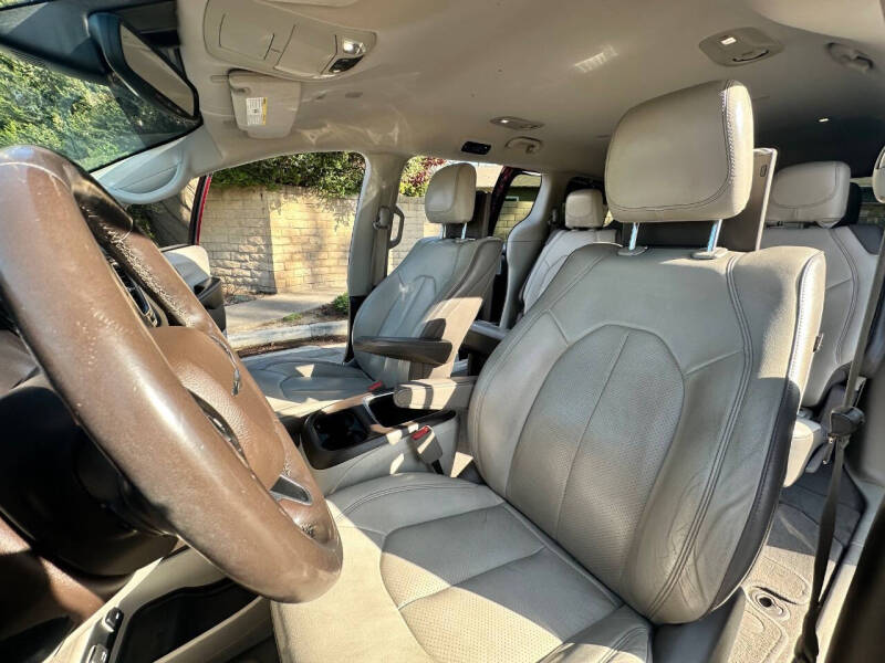 2018 Chrysler Pacifica Touring L Plus