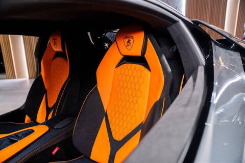 2024 Lamborghini Revuelto