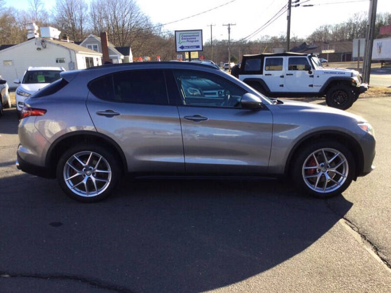 2019 Alfa Romeo Stelvio Ti