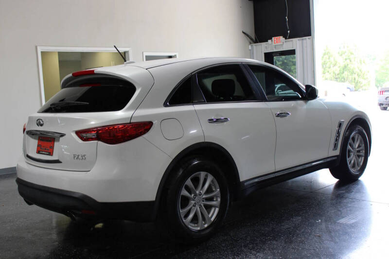 2012 Infiniti FX35