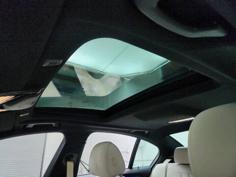 2019 BMW 5 Series 530i