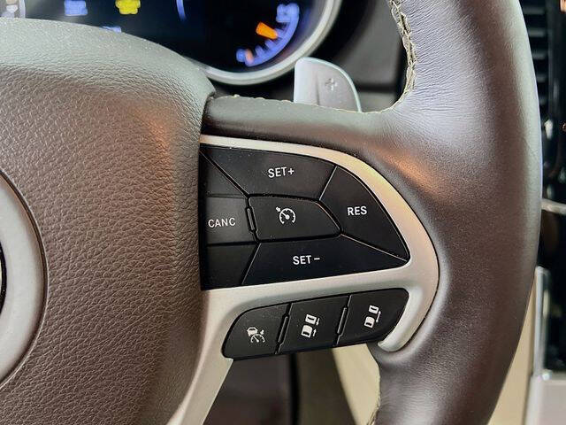 2020 Jeep Grand Cherokee Summit