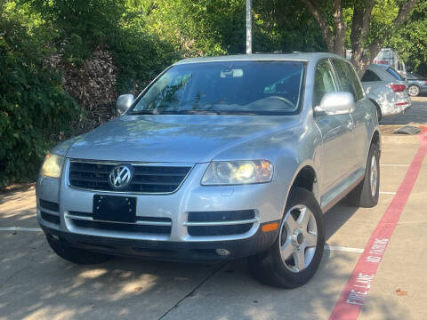 2005 Volkswagen Touareg for sale at Texas Select Autos LLC in Mckinney TX