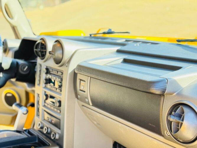 2003 HUMMER H2