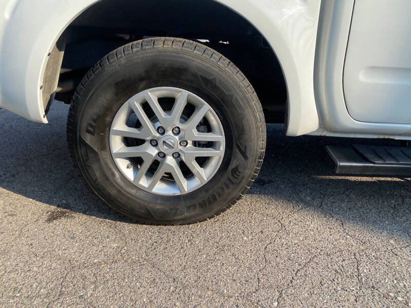 2016 Nissan Frontier SV