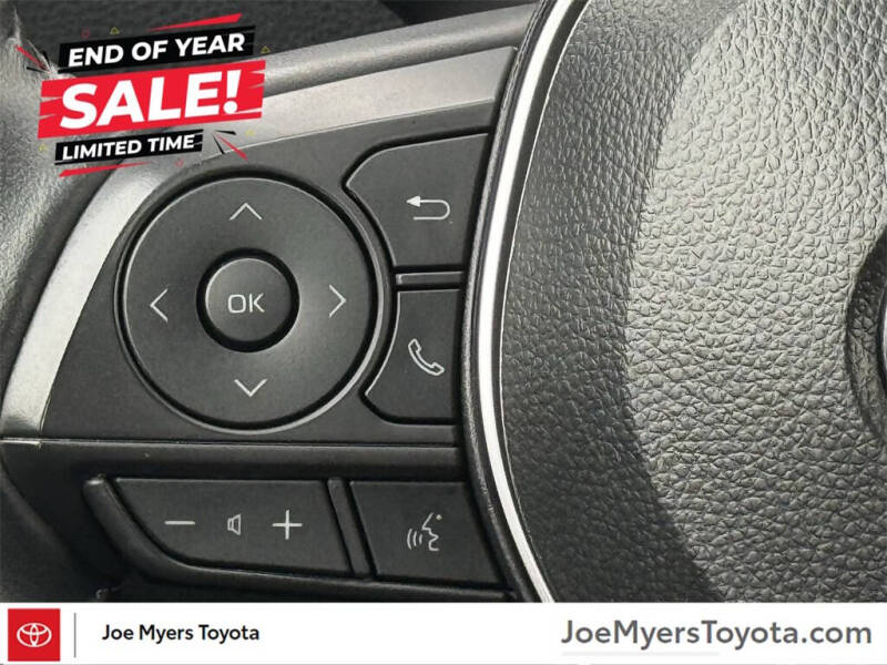 2025 Toyota Corolla Cross LE