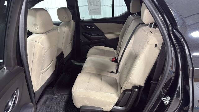 2022 Chevrolet Traverse LS