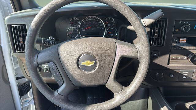 2026 Chevrolet Express 3500