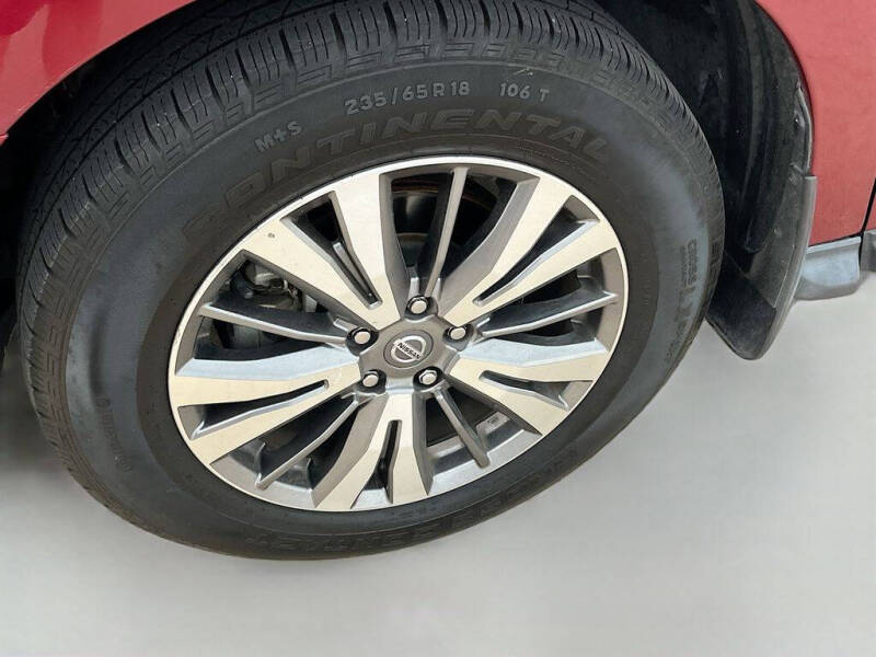 2019 Nissan Pathfinder SL