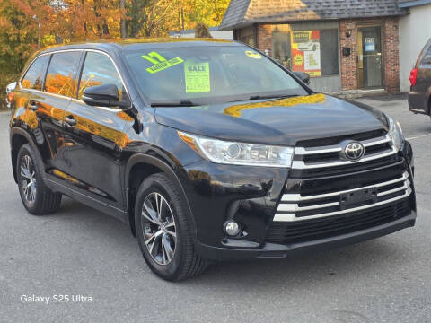 2017 Toyota Highlander LE Plus