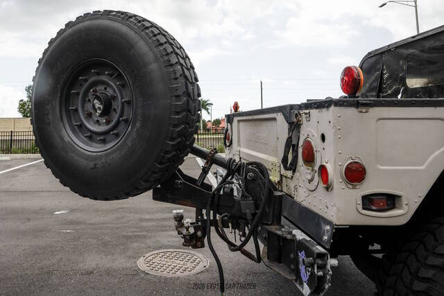 1987 AM General Hummer