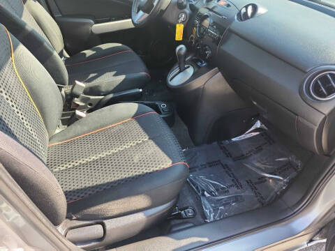 2013 Mazda MAZDA2 Touring