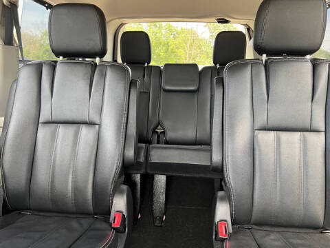 2015 Chrysler Town and Country Touring