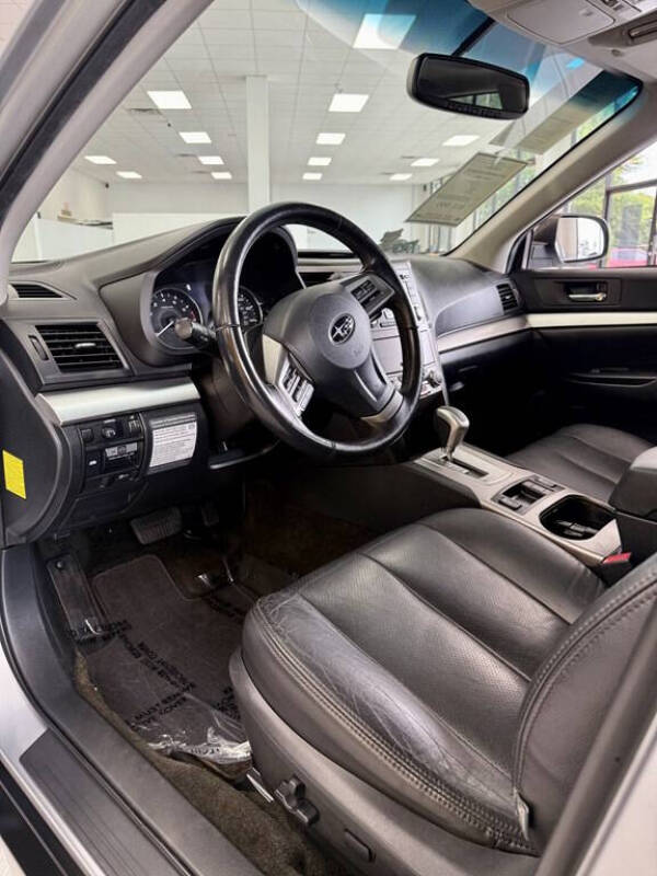 2012 Subaru Outback 2.5i Premium