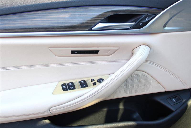 2020 BMW 5 Series 530i